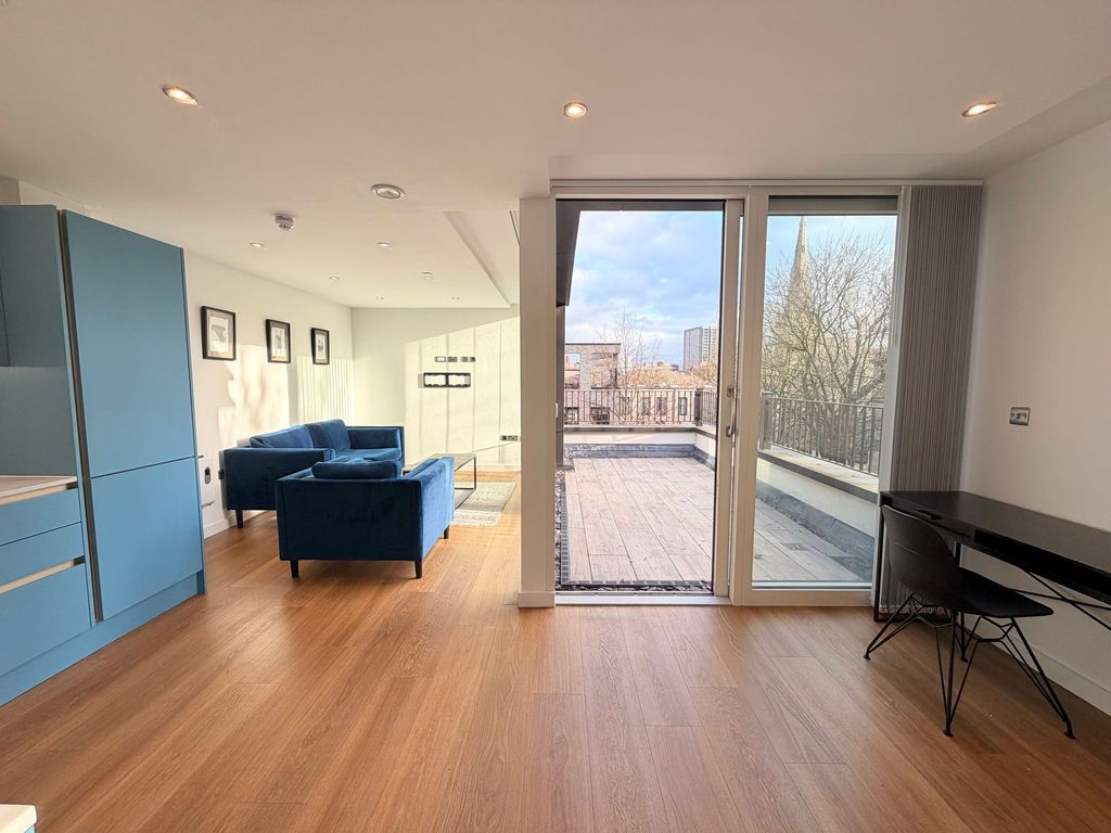 Property photo 2 of 11