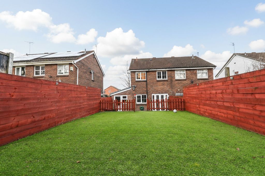 Property photo 2 of 16