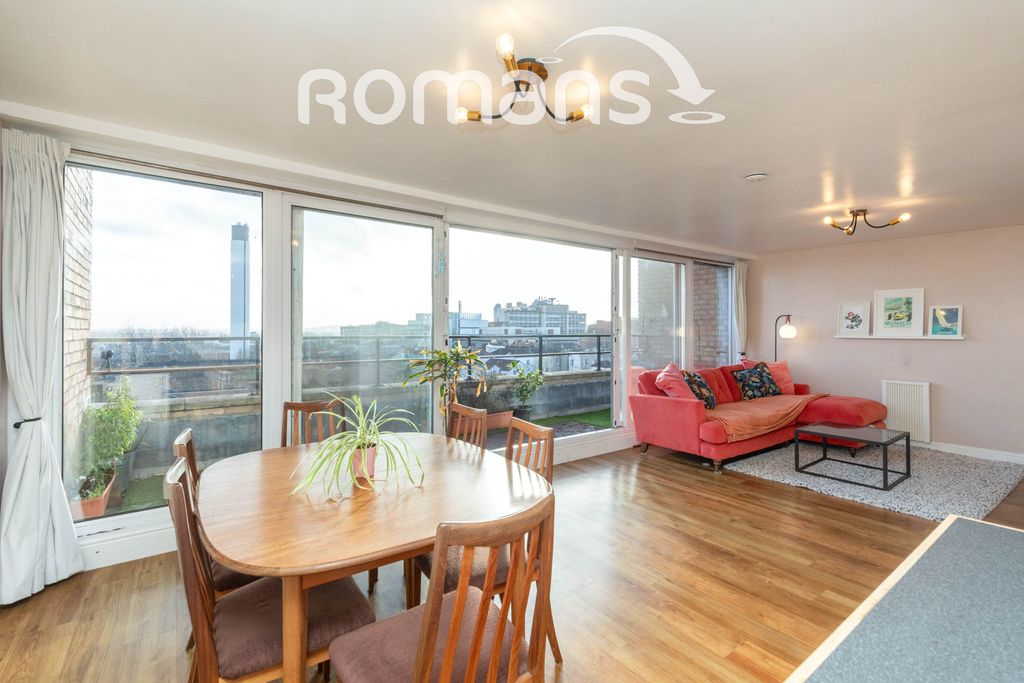 Property photo 1 of 11 Property Image