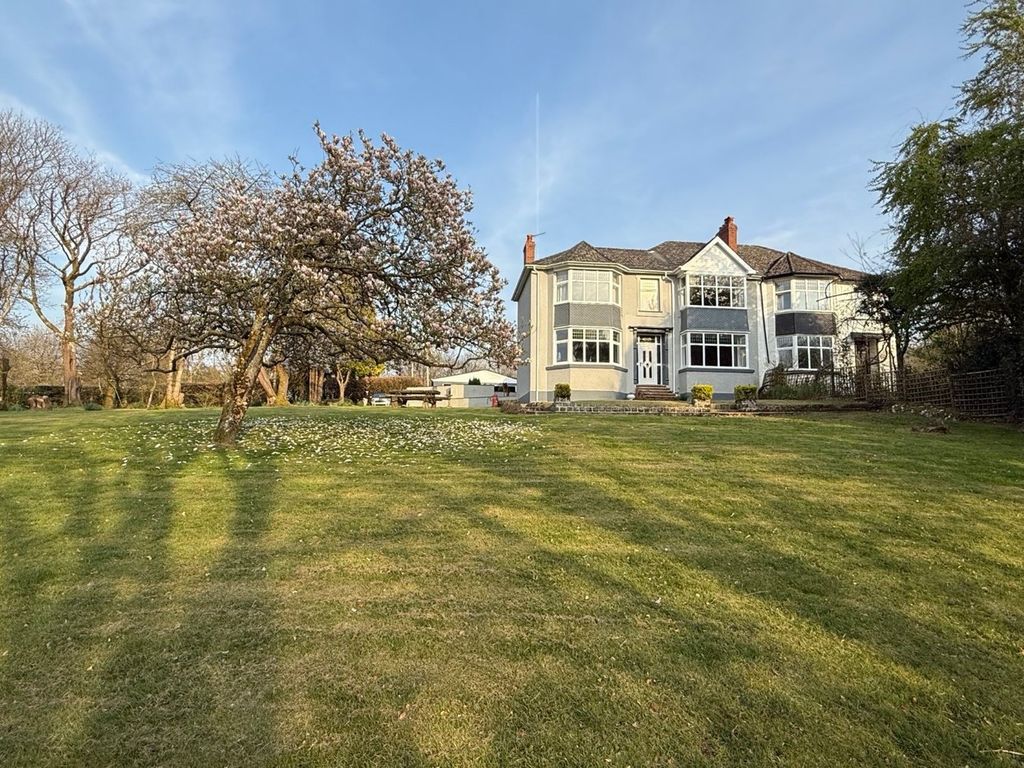 Property photo 1 of 68