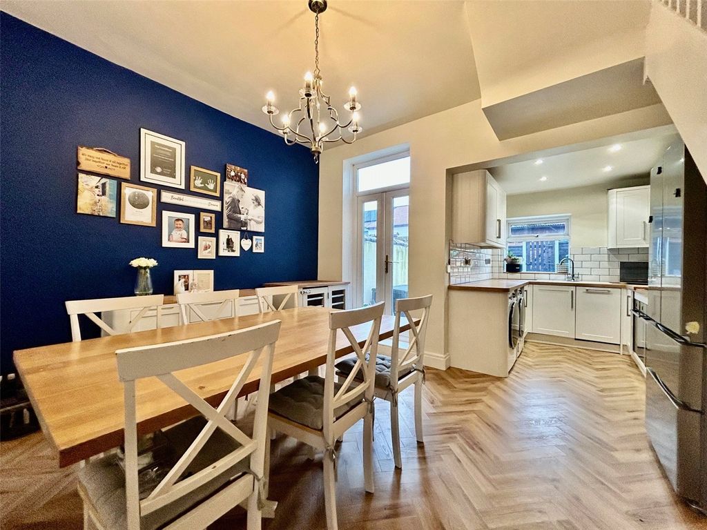 Property photo 2 of 16 Dining Room