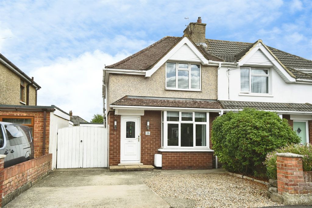 Property photo 1 of 14