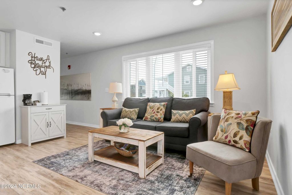 Property photo 2 of 31 <Alttext/>