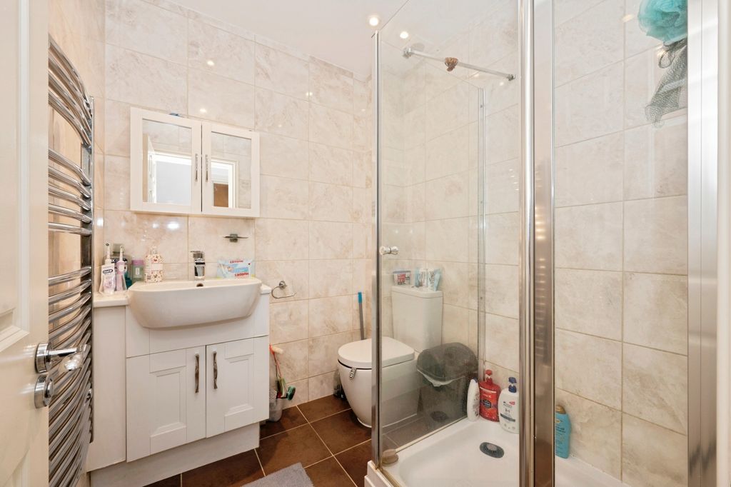Property photo 3 of 7 Pbox-Img.Jpg