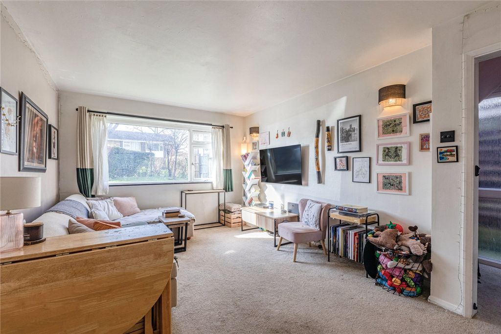 Property photo 3 of 16 Picture No. 06