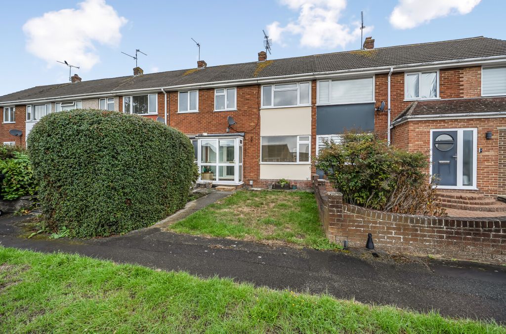 Property photo 1 of 12 15212971