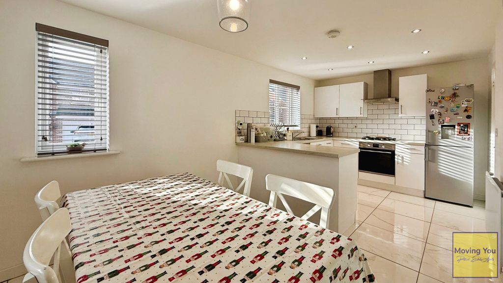 Property photo 2 of 19 Photo 2