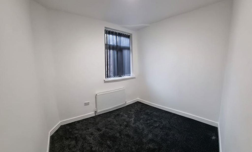 Property photo 3 of 16 33.Jpg