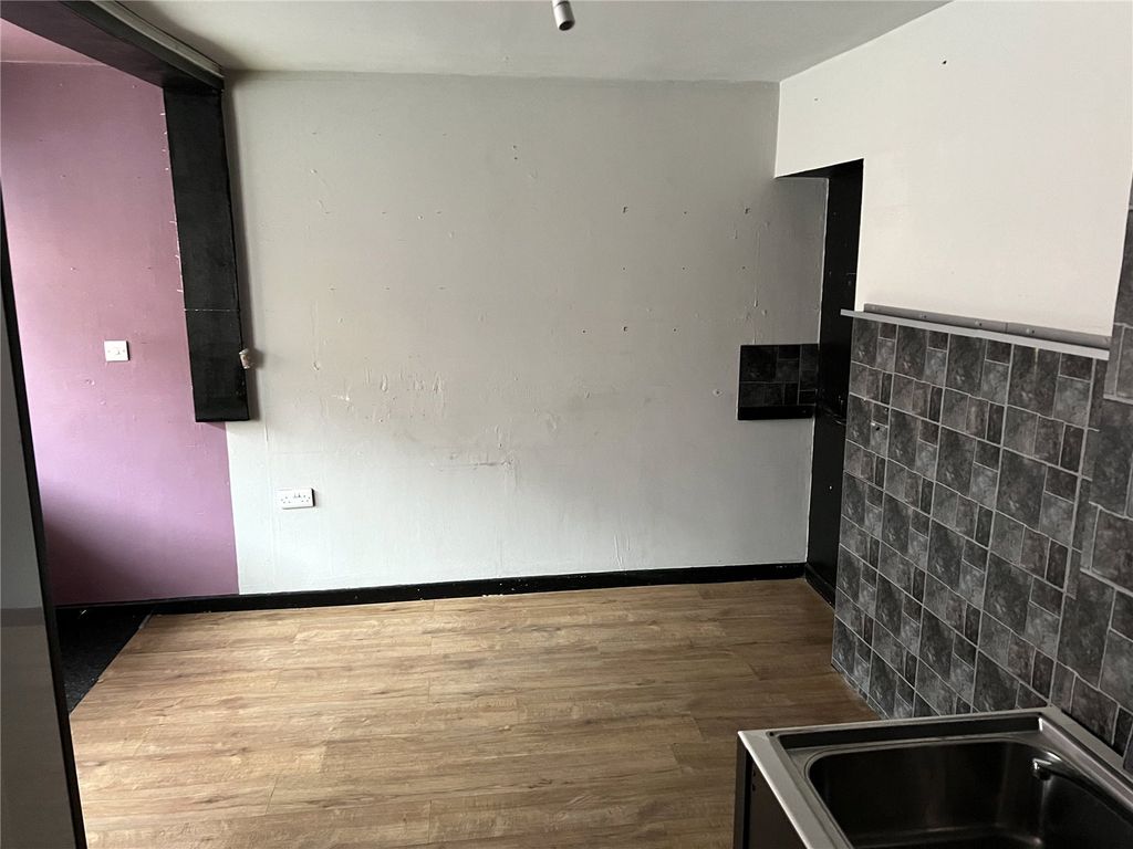 Property photo 3 of 5 Picture No. 03