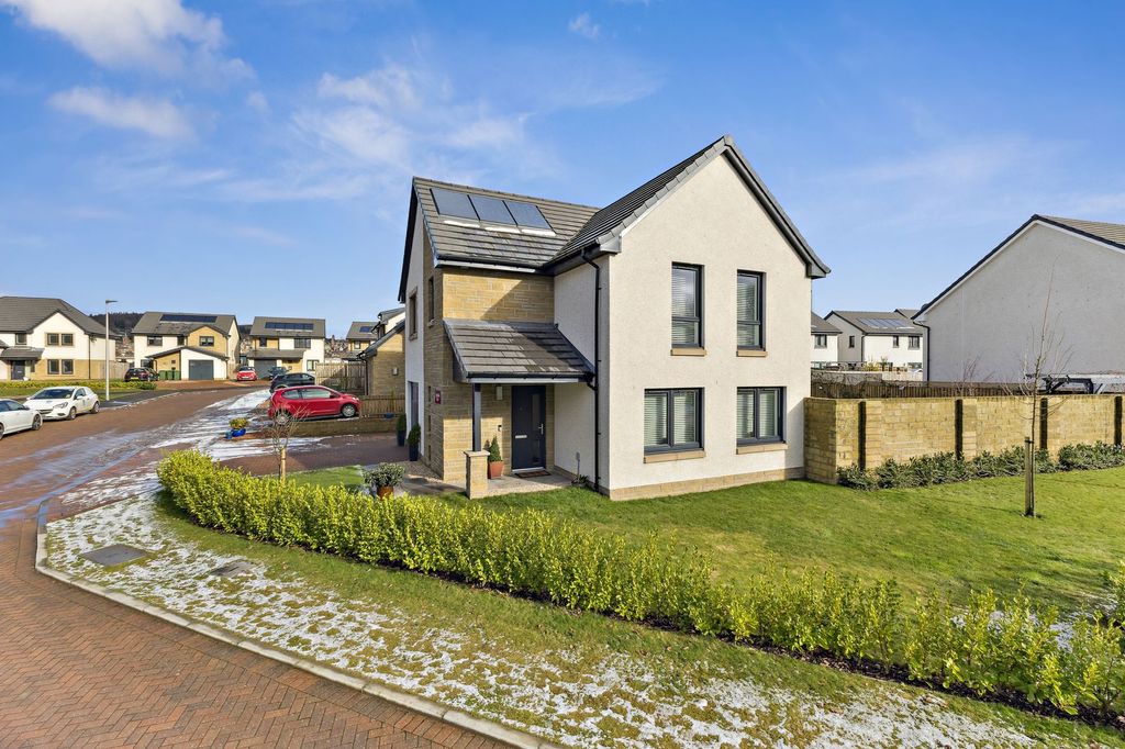 Property photo 1 of 30