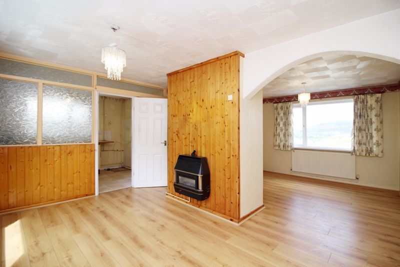 Property photo 2 of 16 Dining Room