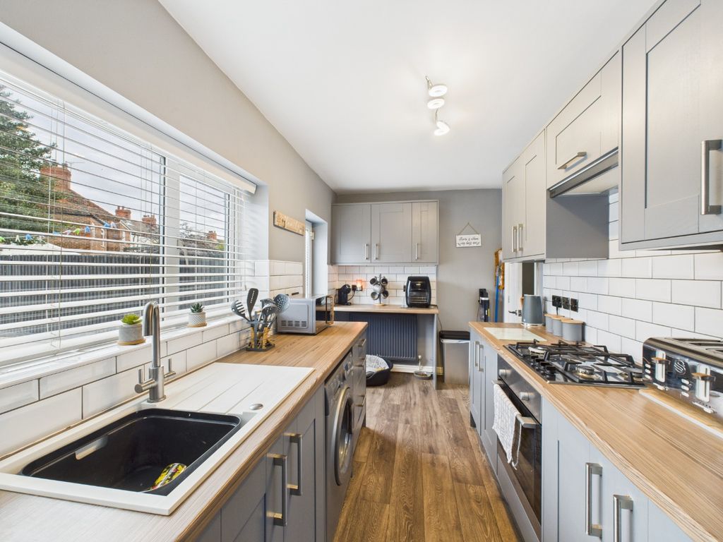 Property photo 2 of 14 4134165