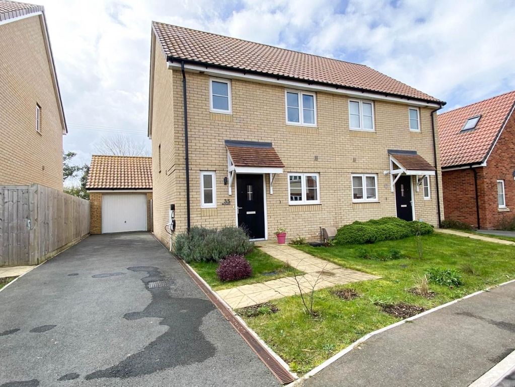 Property photo 1 of 17 497d8c2F-1d02-4431-8B8d-35A2Fd182E30.Jpg