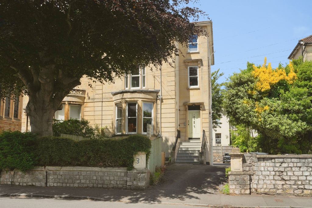 Property photo 1 of 12 Pbox-Img.Jpg