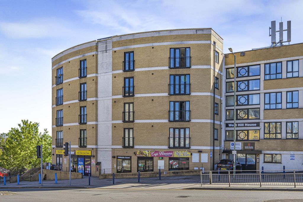 Property photo 1 of 11 Front (Exterior)