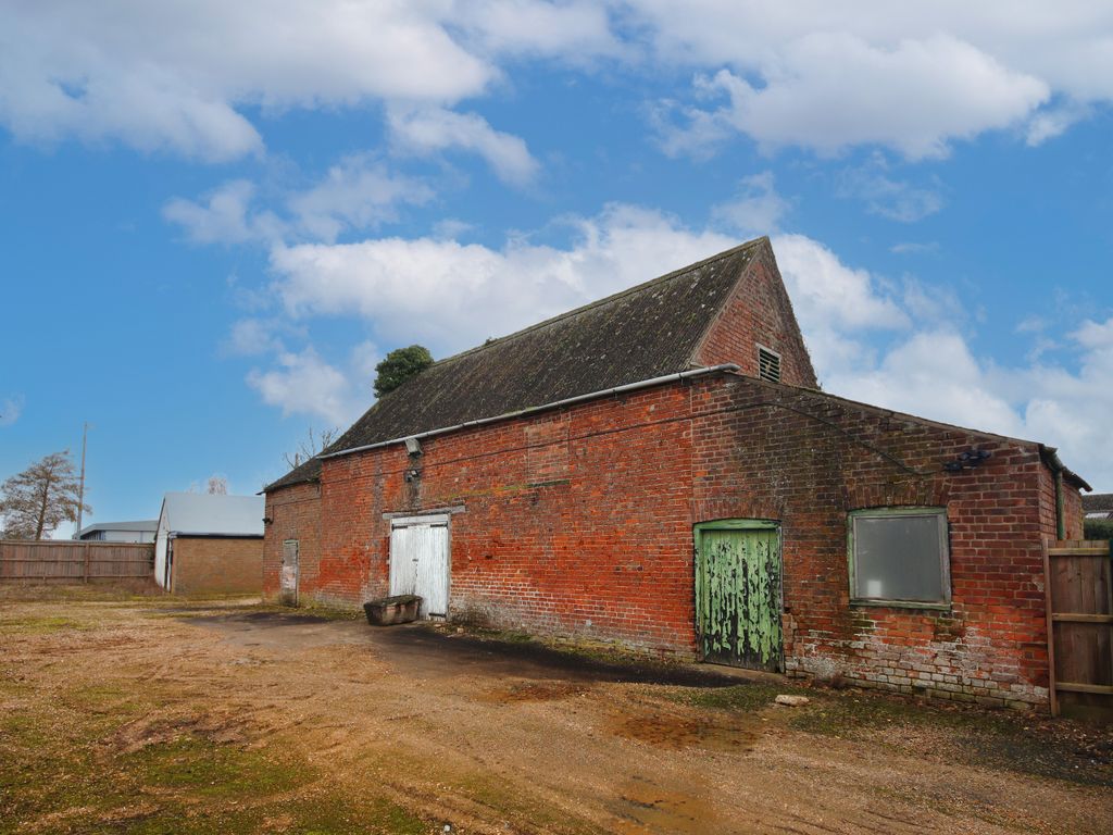 Property photo 1 of 20 9