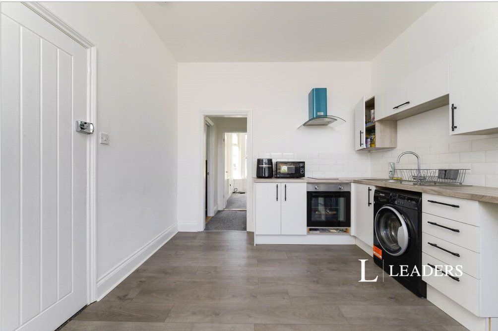 Property photo 2 of 10 Picture No. 08