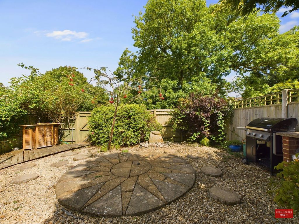 Property photo 3 of 15