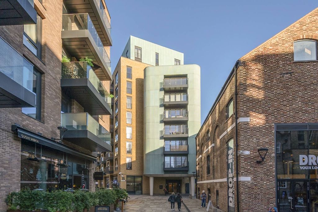 Property photo 2 of 10