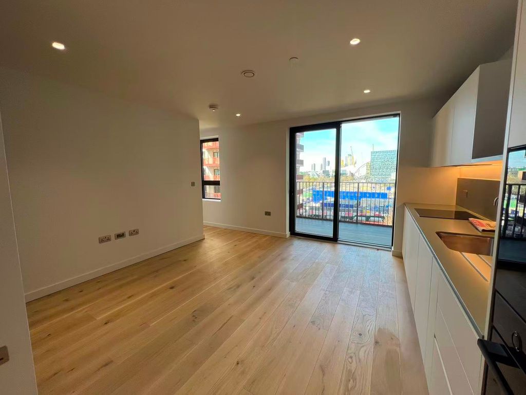 Property photo 2 of 9