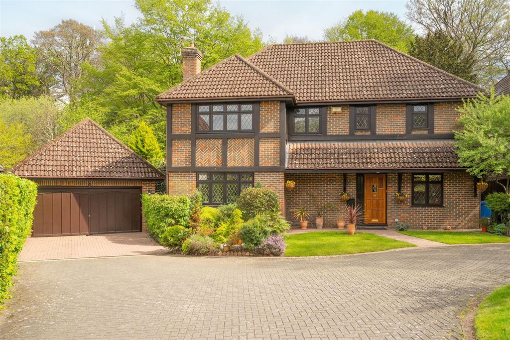 Property photo 1 of 13