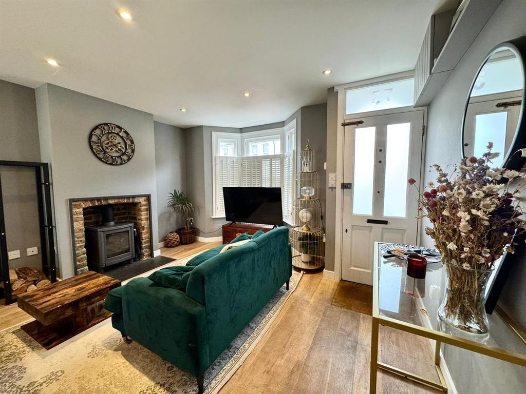 Property photo 2 of 17 2.Jpg