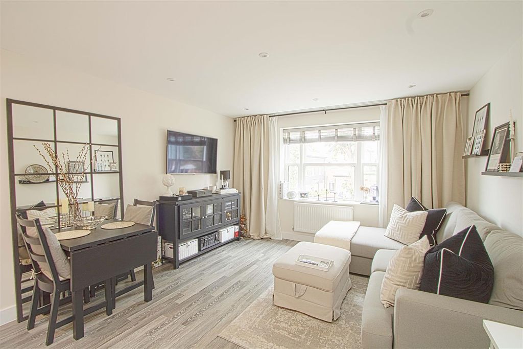 Property photo 3 of 11 Lounge 1.Jpg