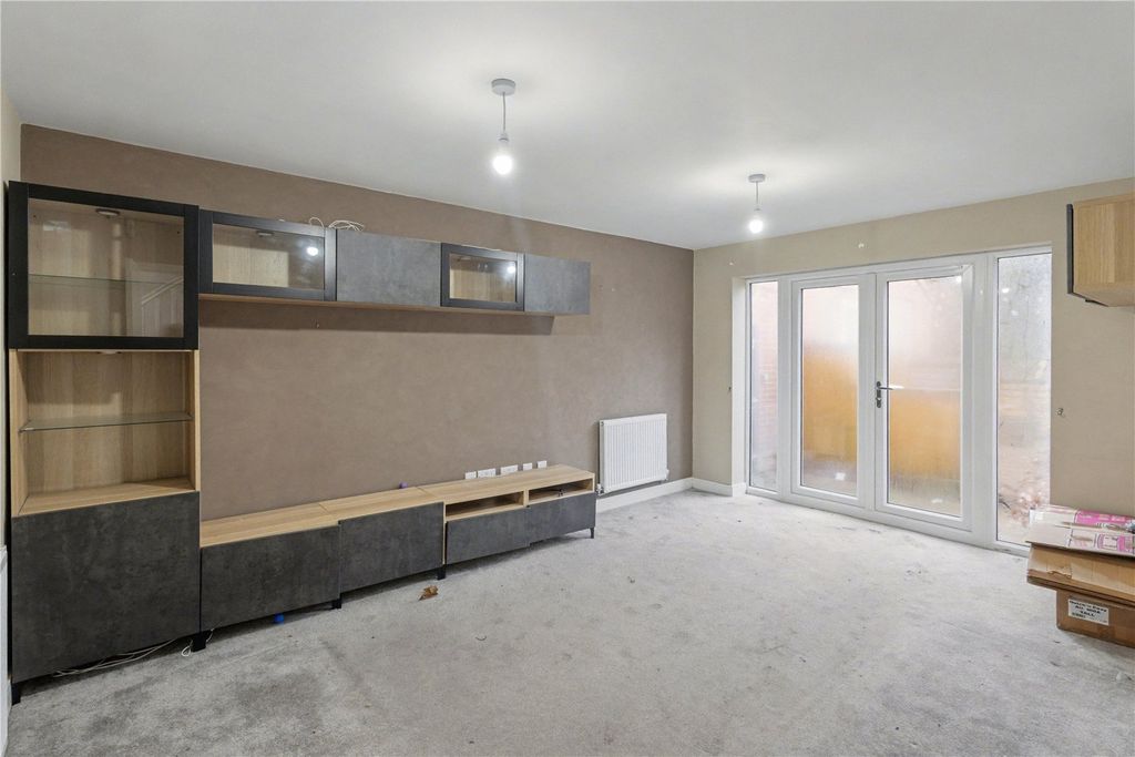 Property photo 2 of 10 Picture No. 13