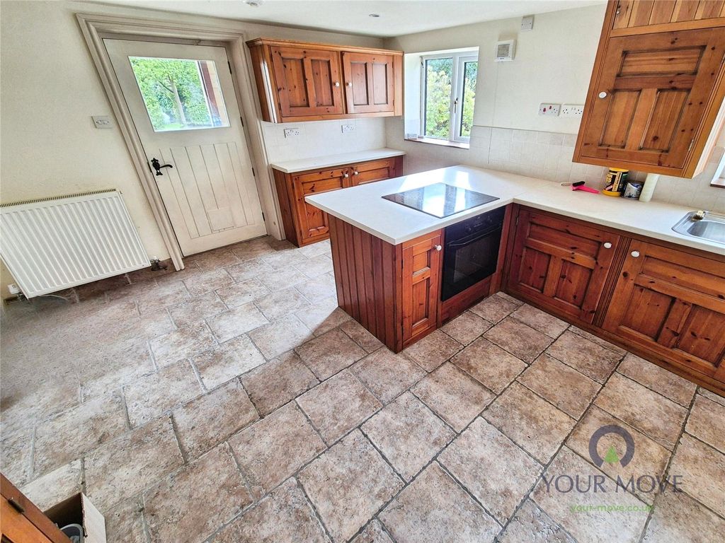 Property photo 3 of 37 Kitchen