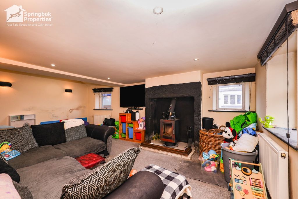 Property photo 2 of 17 Image 2