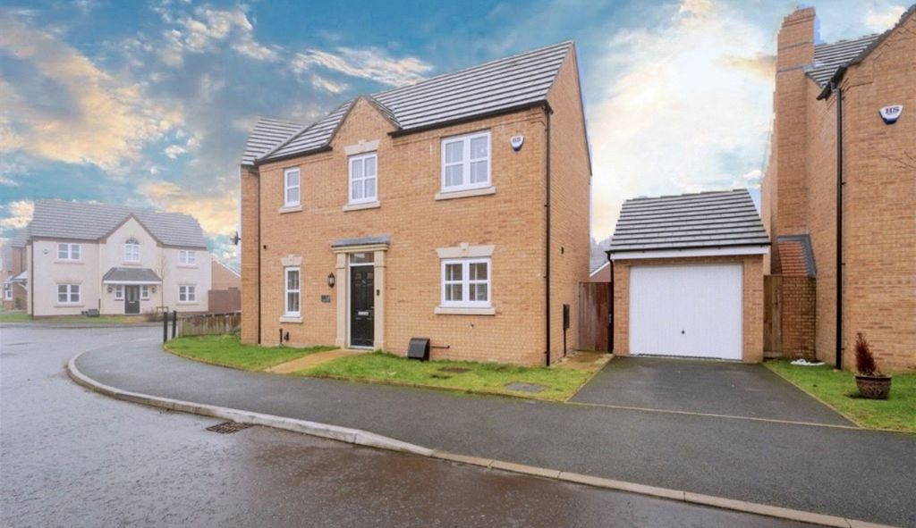 Property photo 1 of 17 Picture No. 23