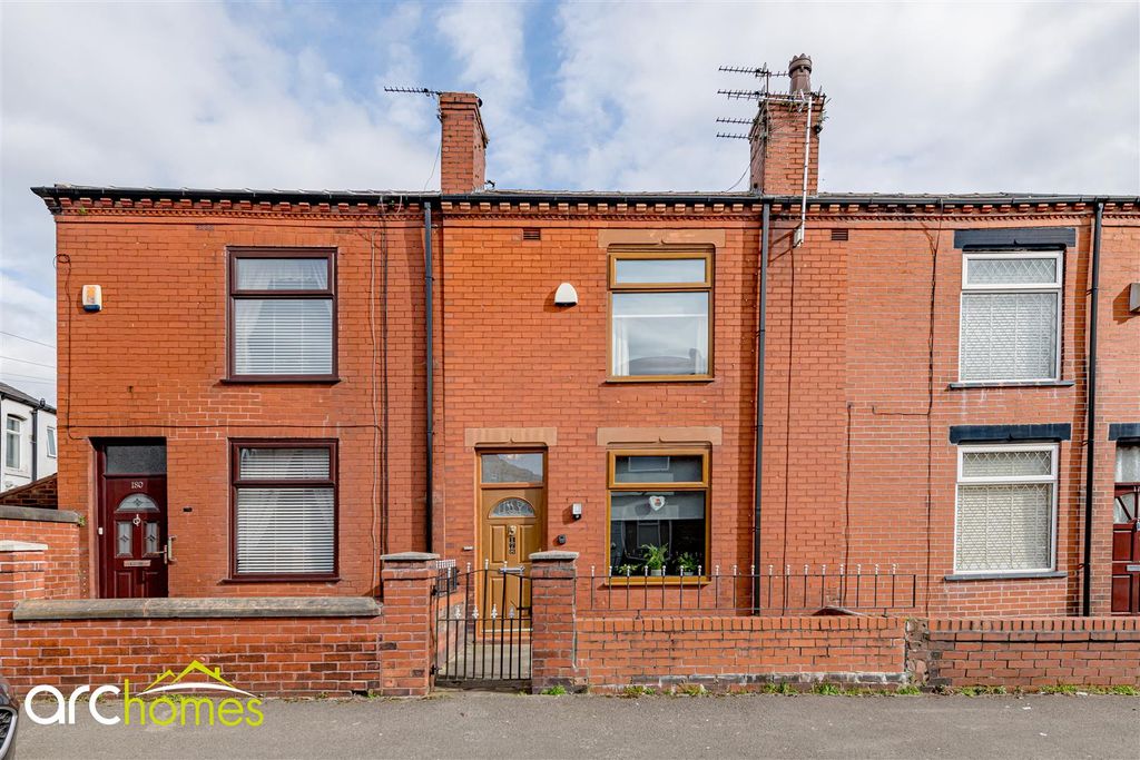 Property photo 1 of 23 Oxford-23.Jpg
