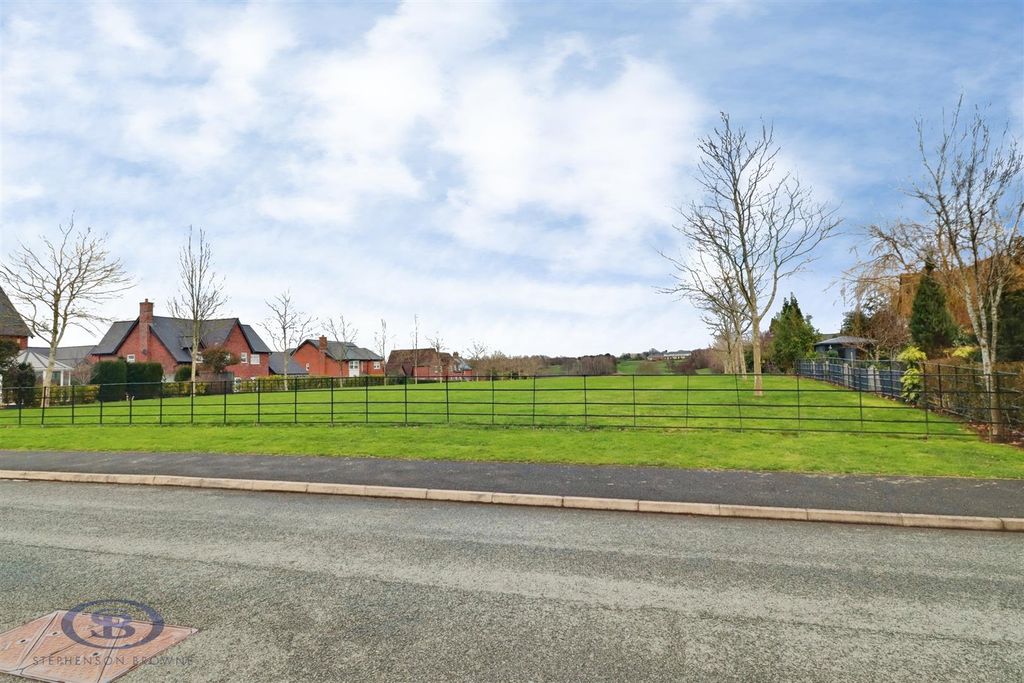 Property photo 3 of 31 F427F28A-Img_7929-Img_7931.Jpg