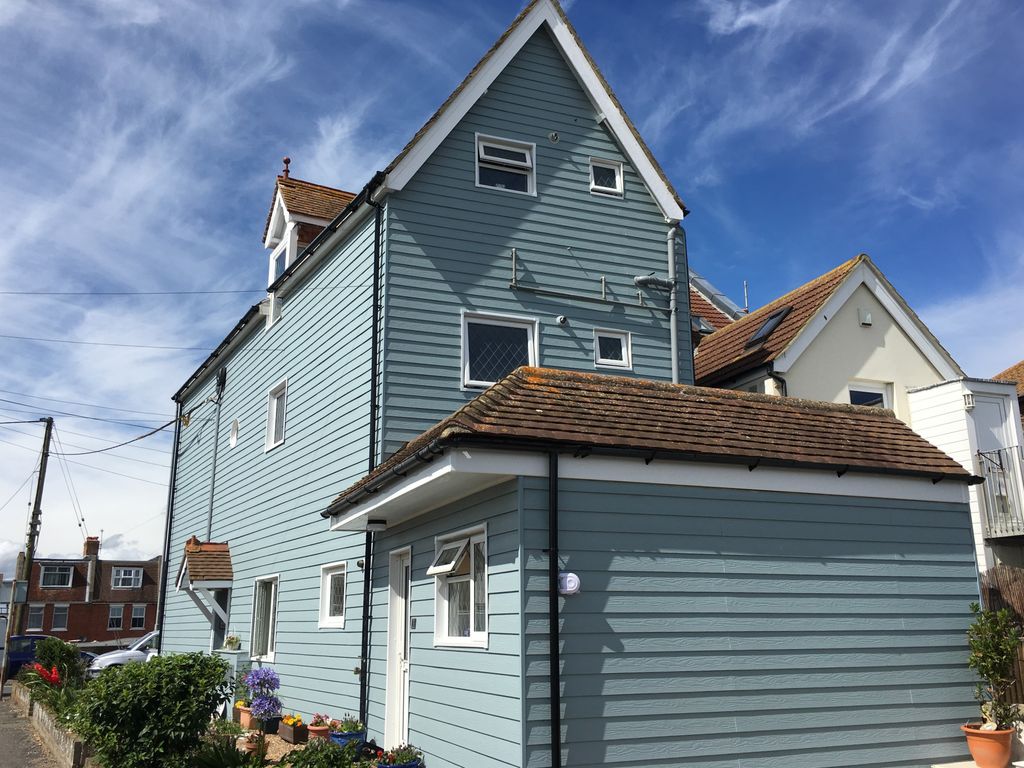 Property photo 1 of 9 Rear Elevation 