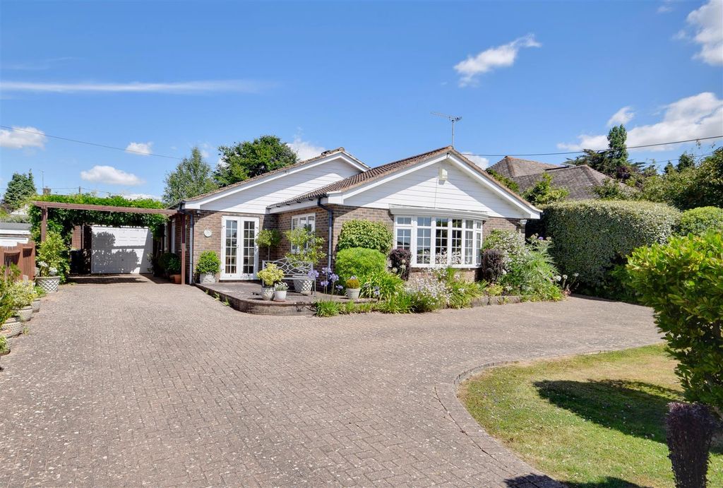 Property photo 1 of 30