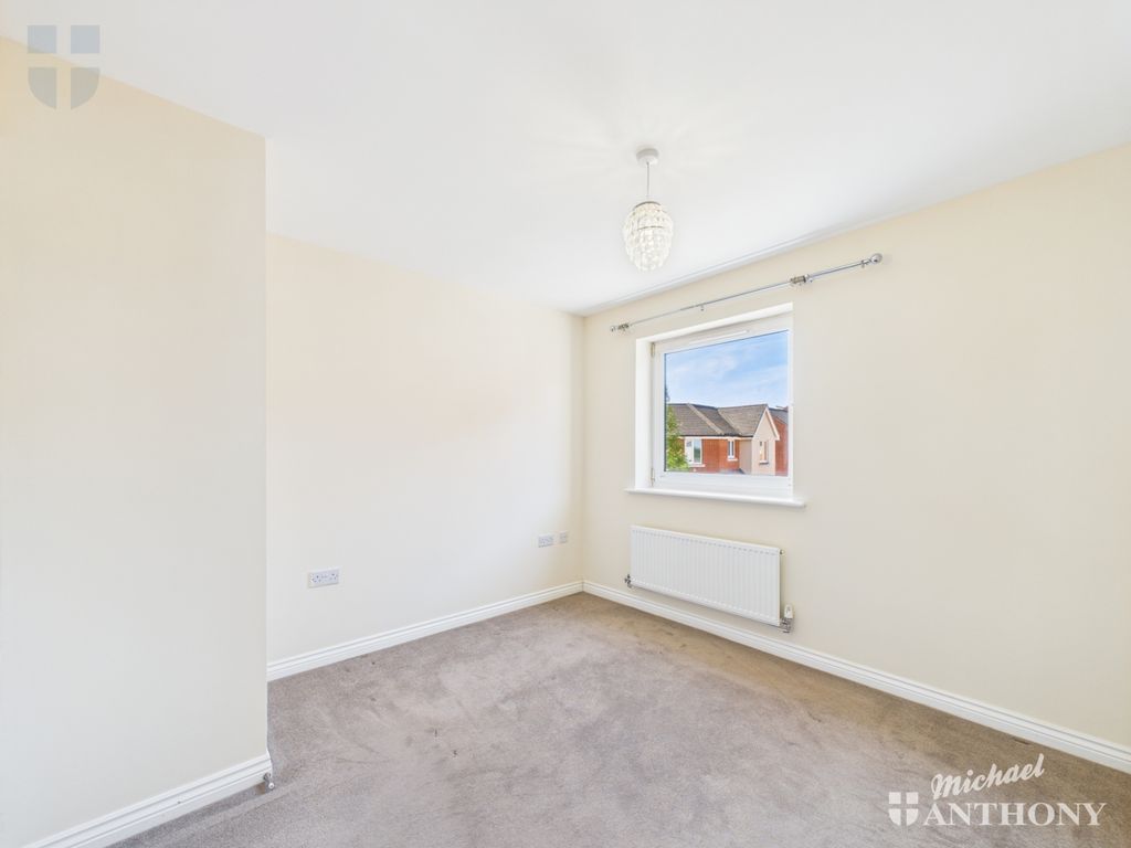 Property photo 3 of 7 Cam03218G0-Pr0711-Still003