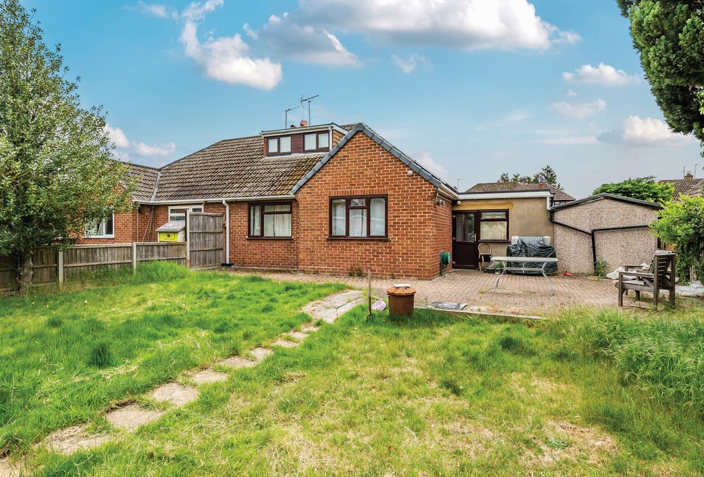 Property photo 2 of 12 4-681Ca1A5A3799-1...