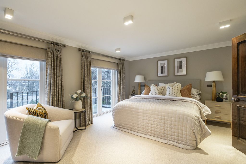 Additional image 44 of 8 bed town house to rentCheyne Walk, London SW3