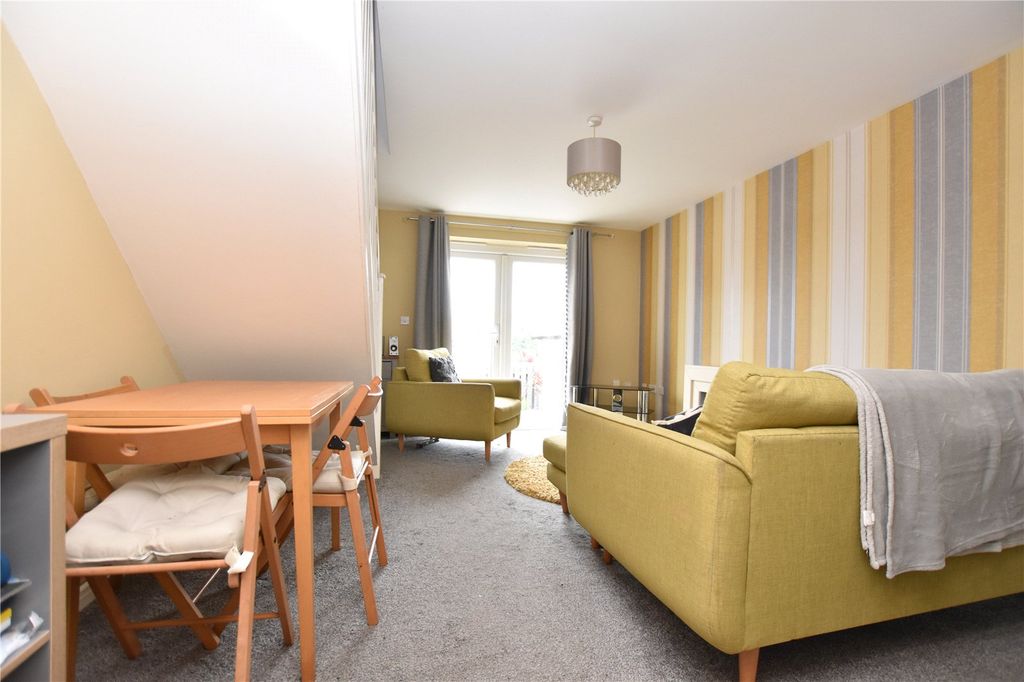 Property photo 3 of 16 Picture No. 08