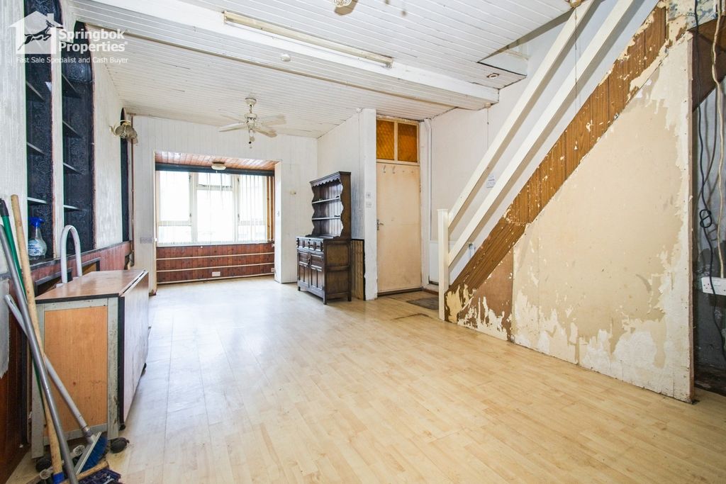 Property photo 2 of 13 Image 1