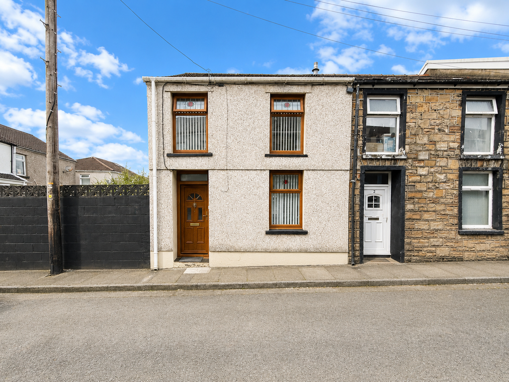 Property photo 1 of 13 Defdc760-3624-4A1B-A7Df-A25Da1675E7F