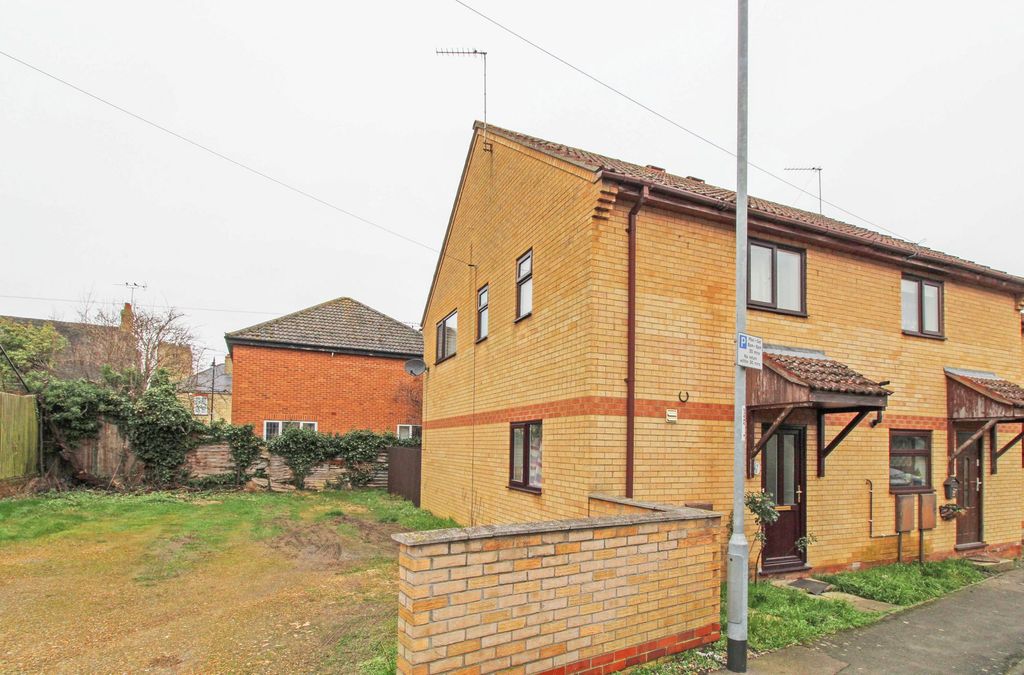 Property photo 1 of 10
