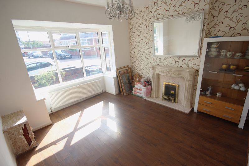 Property photo 3 of 17 Photo 1