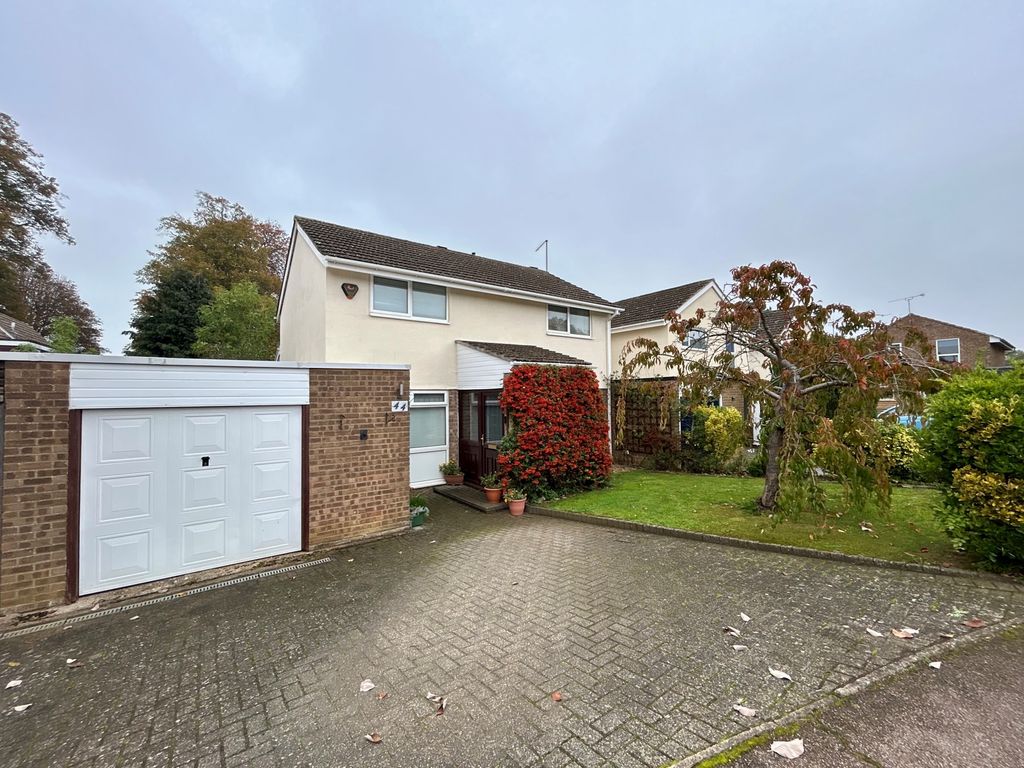 Property photo 1 of 18 Photo 9