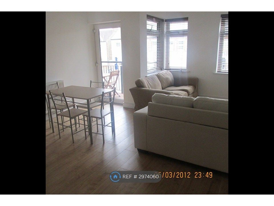 Property photo 2 of 8 Open Plan