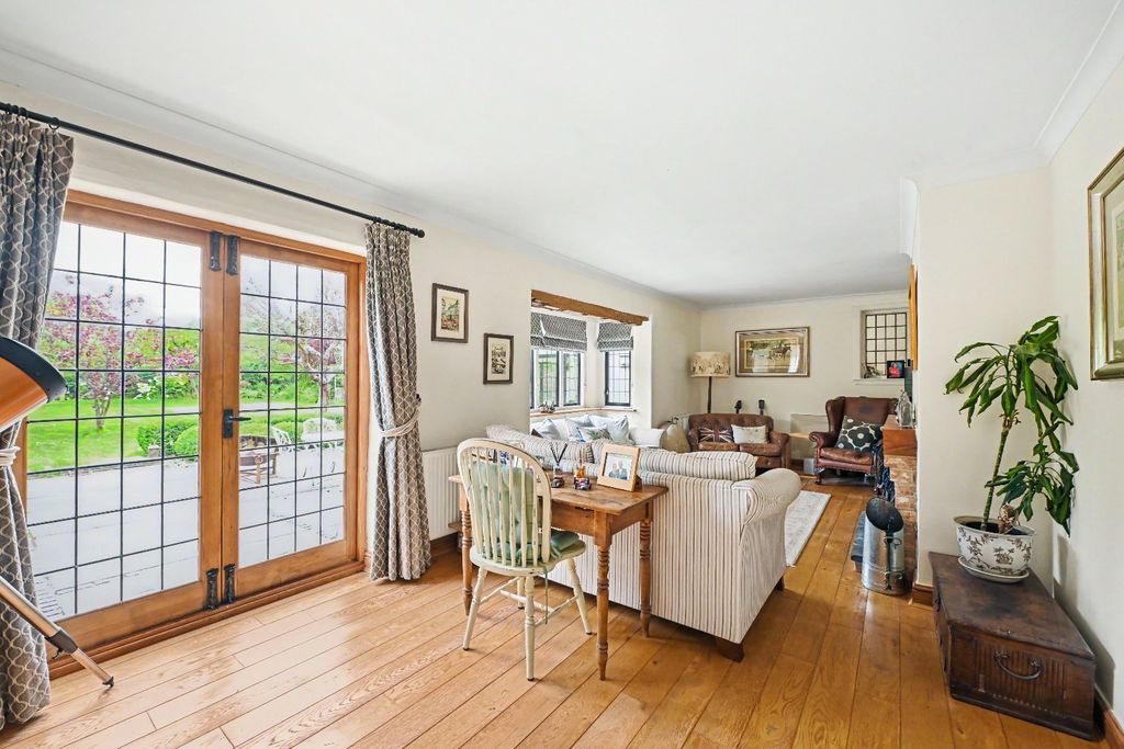 Property photo 2 of 26 5298712