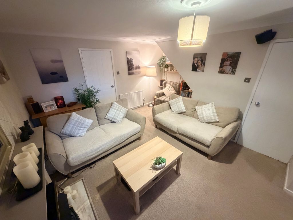 Property photo 2 of 16