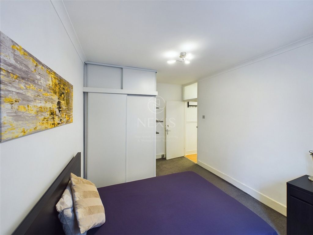 Property photo 3 of 8 Picture No. 09