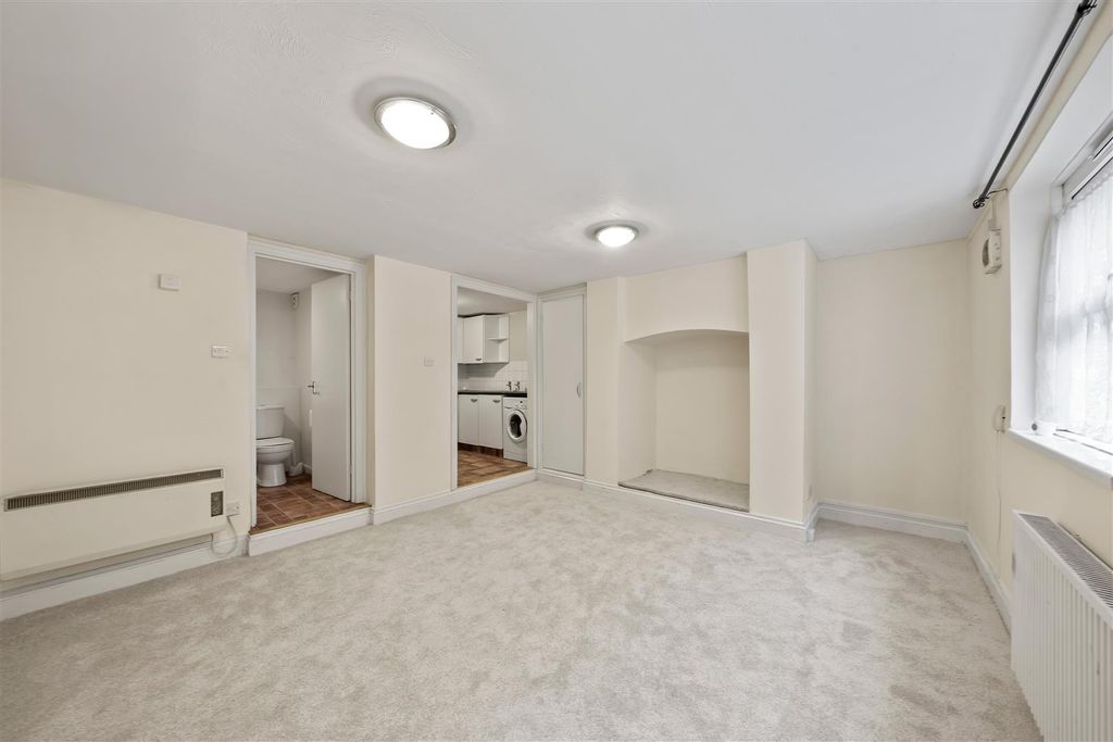 Property photo 2 of 6 Dsc08926.Jpg