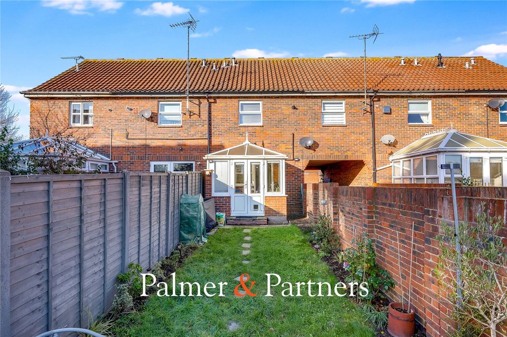 Property photo 2 of 22 Picture No. 27